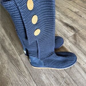 UGG australia Navy Knit Boots